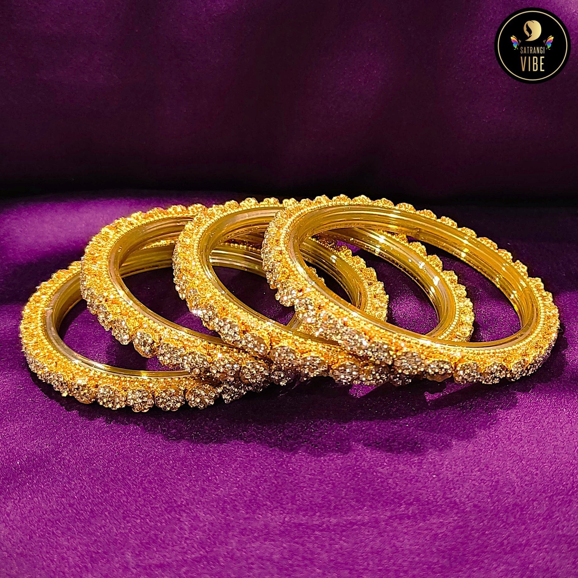 Golden Set of 4 Zircon Bangles - Image 2