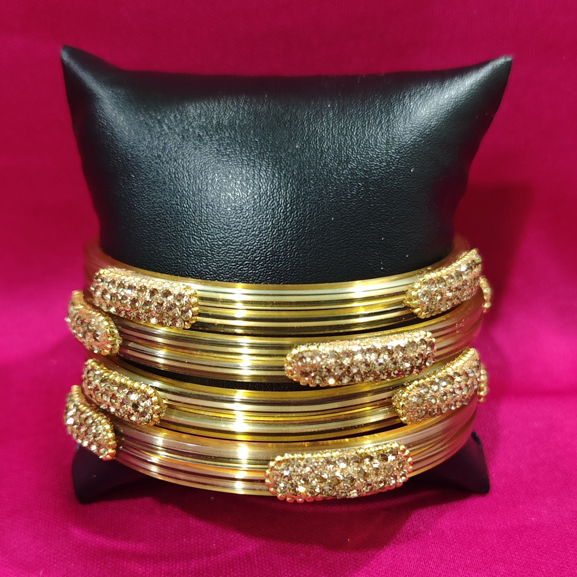 Golden Sparkling Glass Bangles - Image 2