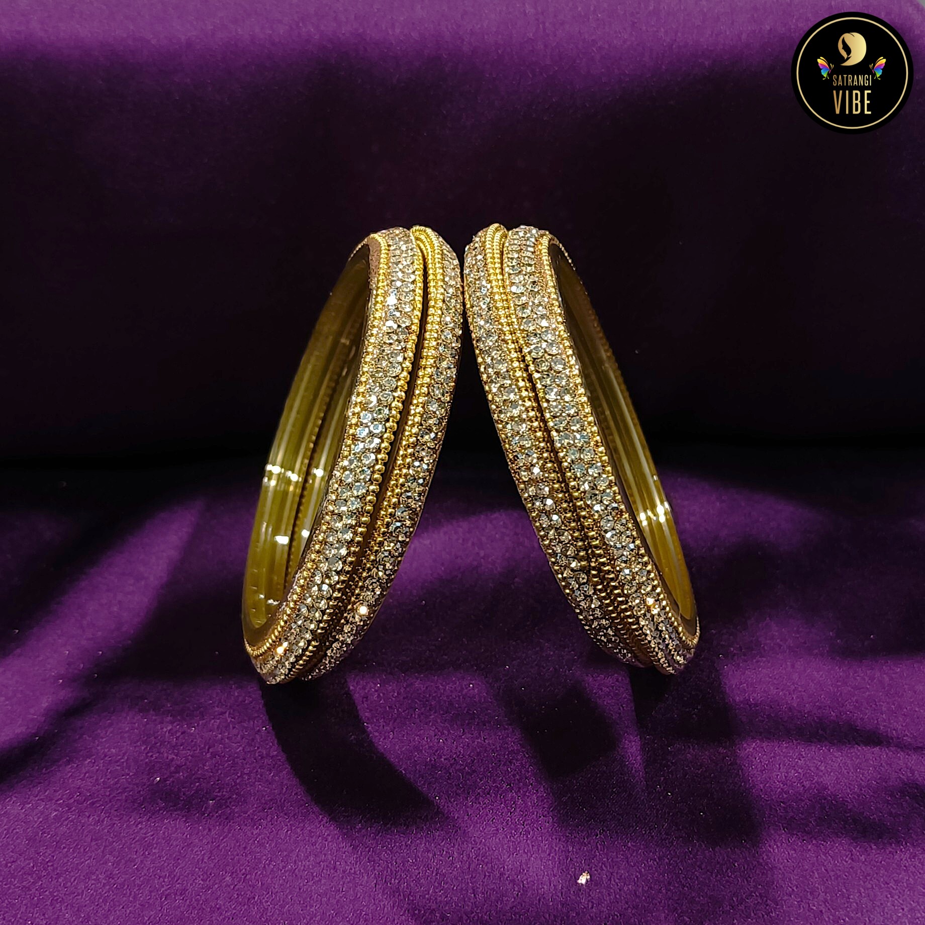 Golden Set of 4 Golden Zircon Bangles - Image 3