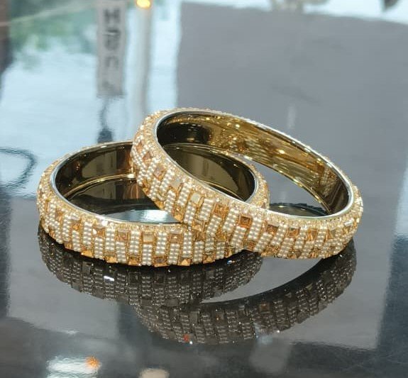 Golden-White-Zircon